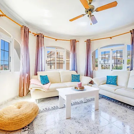 Silene By Plusholidays Willa